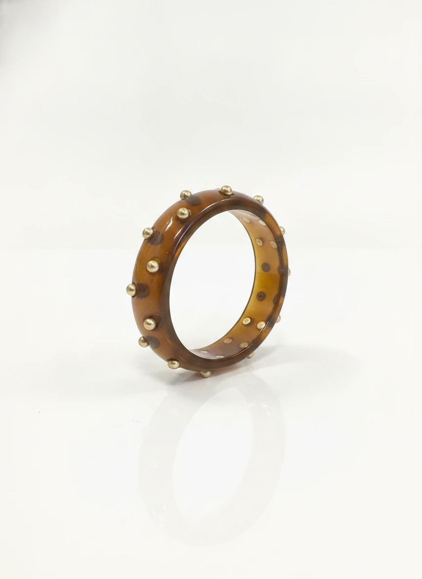 BROWN ACRYLIC BANGLE BRACELET WITH GOLD ACCENTS