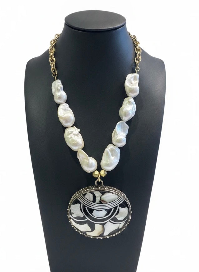 MICHELA..MADE IN THE DEEP SOUTH SHELL PENDANT/BAROQUE PEARL NECKLACE