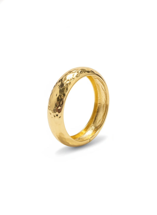HAMMERED GOLD HINGED BANGLE BRACELET
