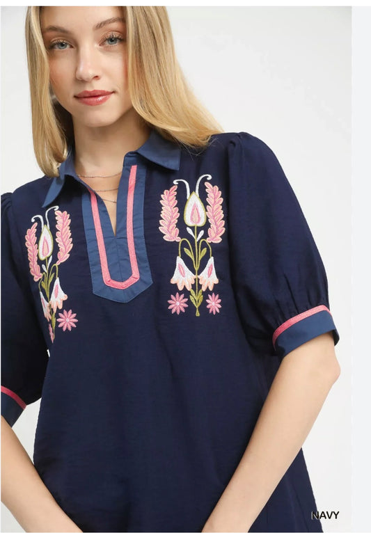 UMGEE NAVY FLORAL TOP