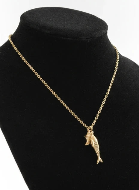 FISH PENDANT NECKLACE