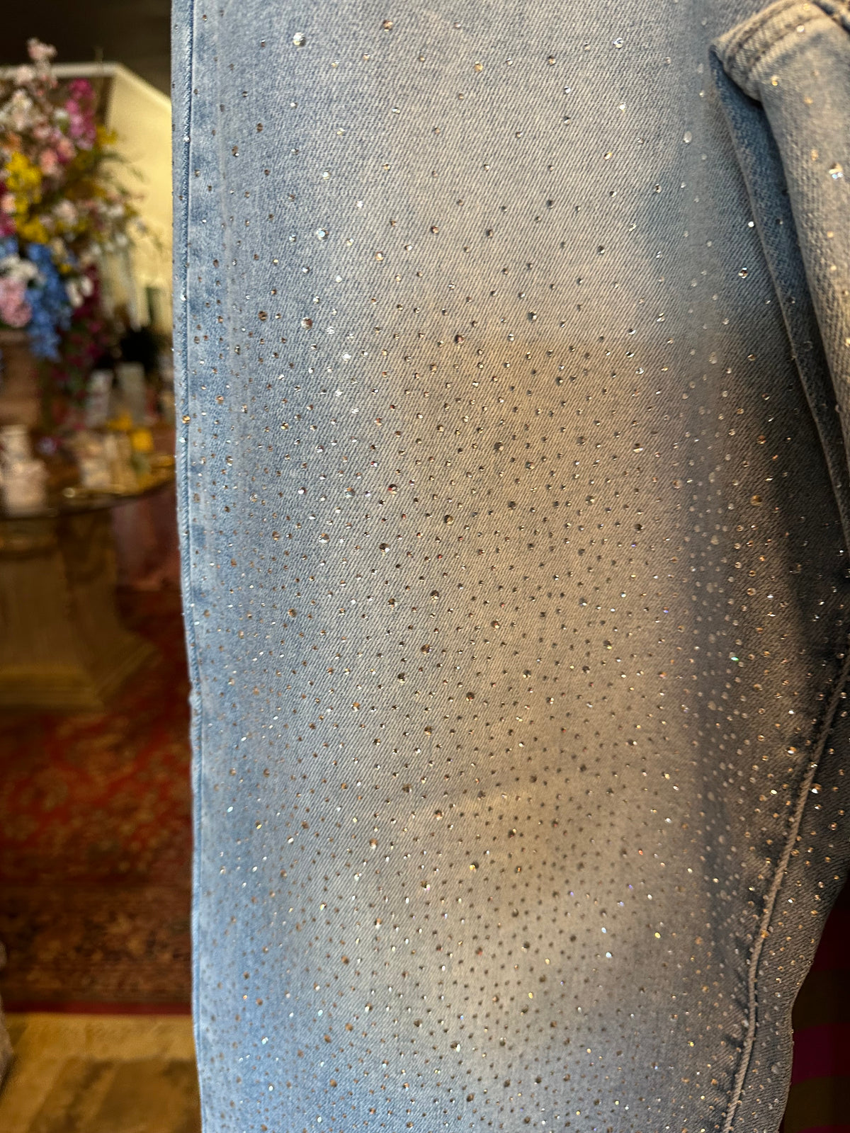 RISEN JEANS WITH A BLING