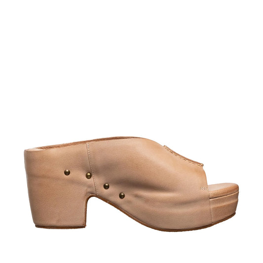 “KAITLIN” by ANTELOPE SHOES