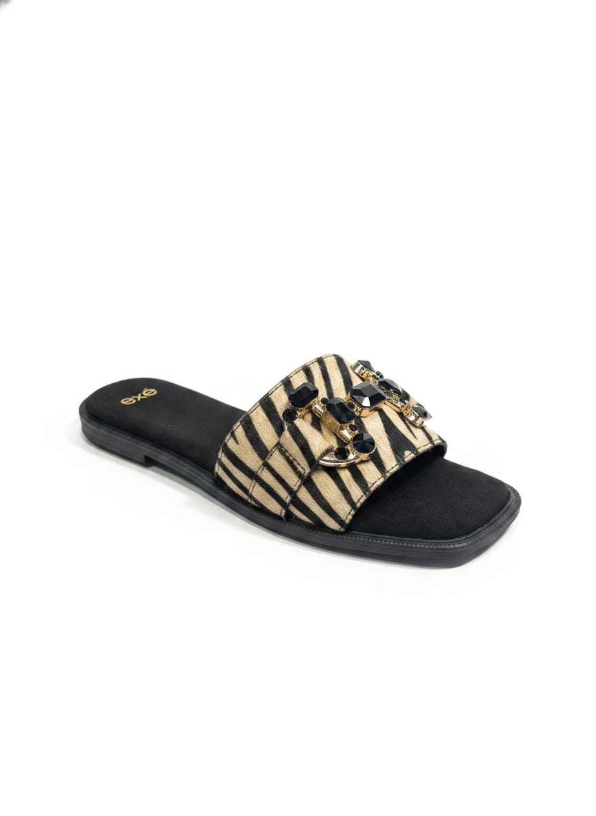 EXE'BLACK BEIGE ZEBRA PONY SHOE