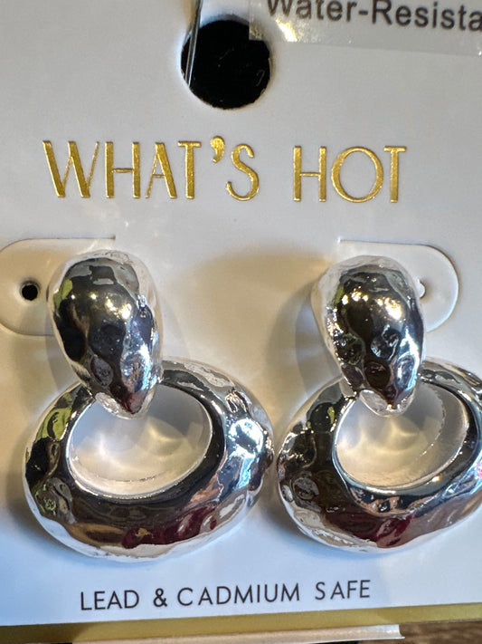 WHAT'S HOT 1" DROP SILVER OPEN METAL STUD EARRING